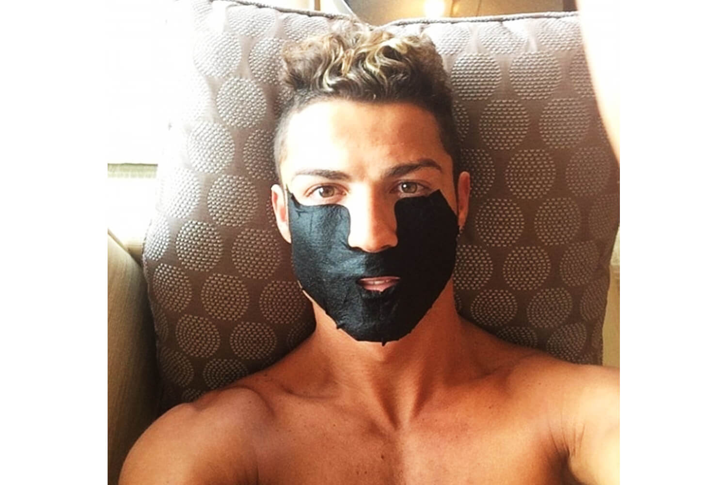 5 best face sheet masks that are perfect for men's grooming routine