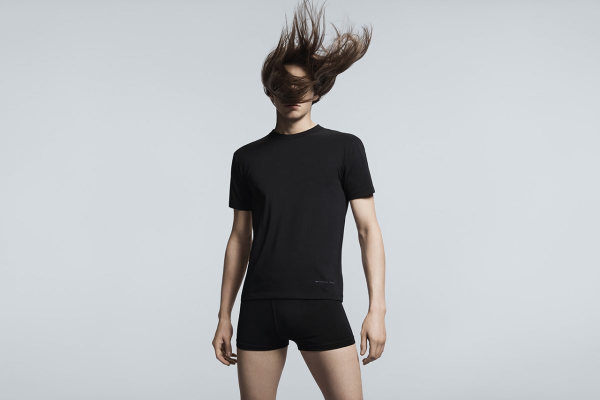 Uniqlo extends collaboration with Alexander Wang Uniqlo extends collaboration with Alexander Wang